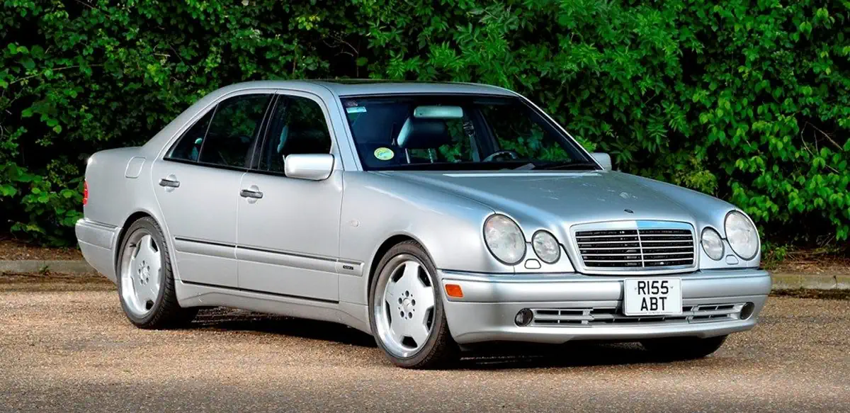 Mercedes W210 E200 Kompressor Avantgarde Review